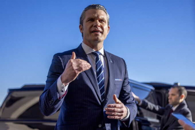 Американский министр обороны Пит Хегсет попытался выполнить трюк на скейтборде и получил травму в области паха